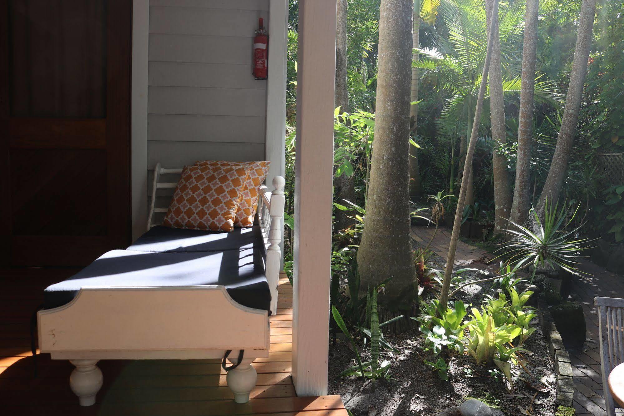 A Beach House At Byron Hotel Byron Bay Exterior foto